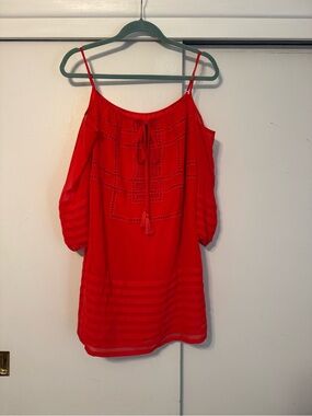 bebe Red Cold-Shoulder Tassel Peasant Top